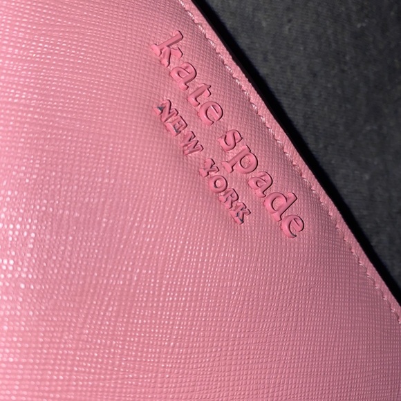 ❌ SOLD ❌ Kate Spade Jackson Wallet - Picture 2 of 4